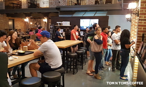 미국 댈러스점 내부 전경...탐앤탐스 제공