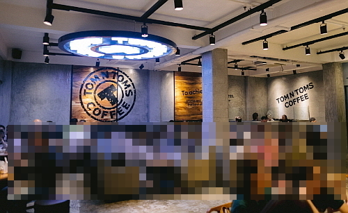 필리핀 10호 매장 '잠보앙가'점 매장 내부 모습...<사진=탐앤탐스 제공>