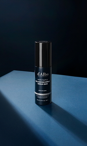 화이트 트러플 밸런싱 라인 연출 컷...달바 제공