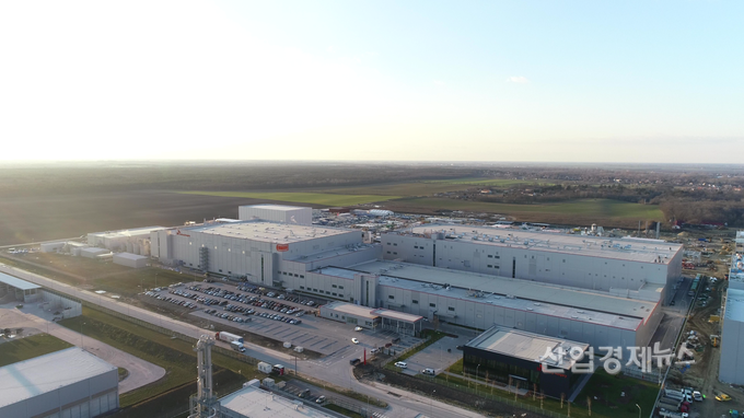SK이노베이션이 헝가리에 배터리 제3공장을 건설한다. 사진은 제1공장. 사진=SK이노베이션