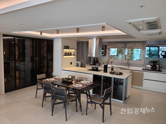 이천자이 더 파크 전용면적 107㎡ 주방