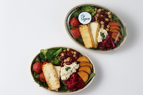 포레스트샐러드 연출 컷...CJ프레시웨이 제공