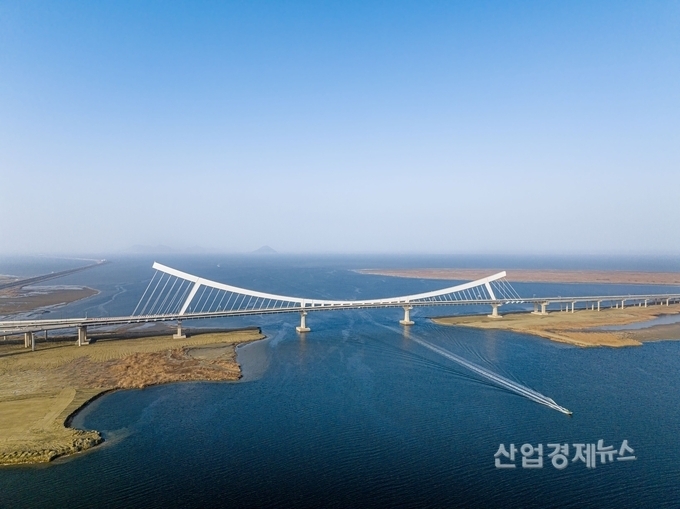 '이순신 대교' 전경. 사진=DL이앤씨