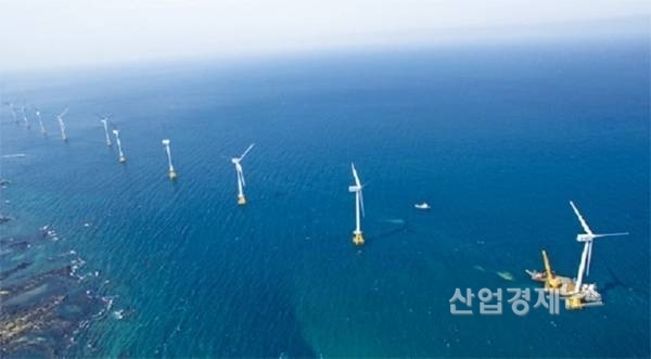 해상풍력 확대에 필수적인 전용 선박 확보가 좀처럼 이뤄지지 않고 있다.